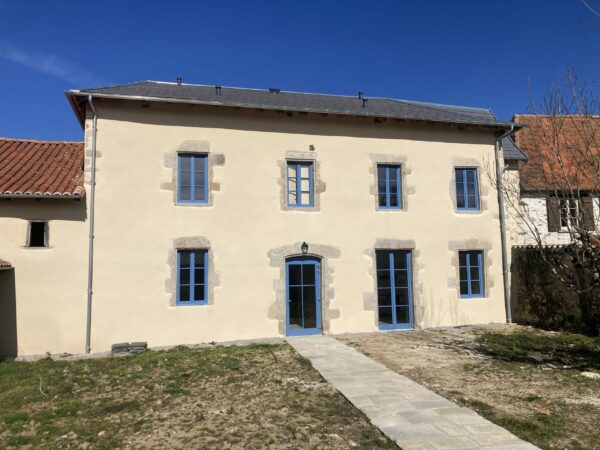 rénovation énergétique en matériaux biosourcés et de réemploi